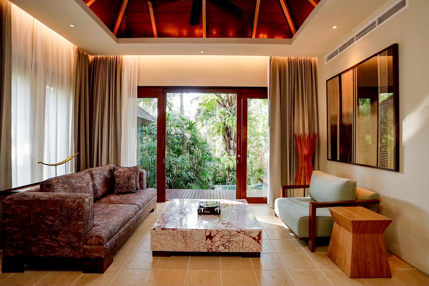 Sea Sand Sun Resort & Villas